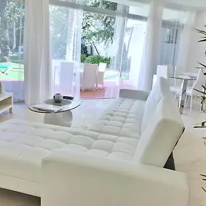 Vivaldi Boutique Jardines Del Mar Apartamento Marbella